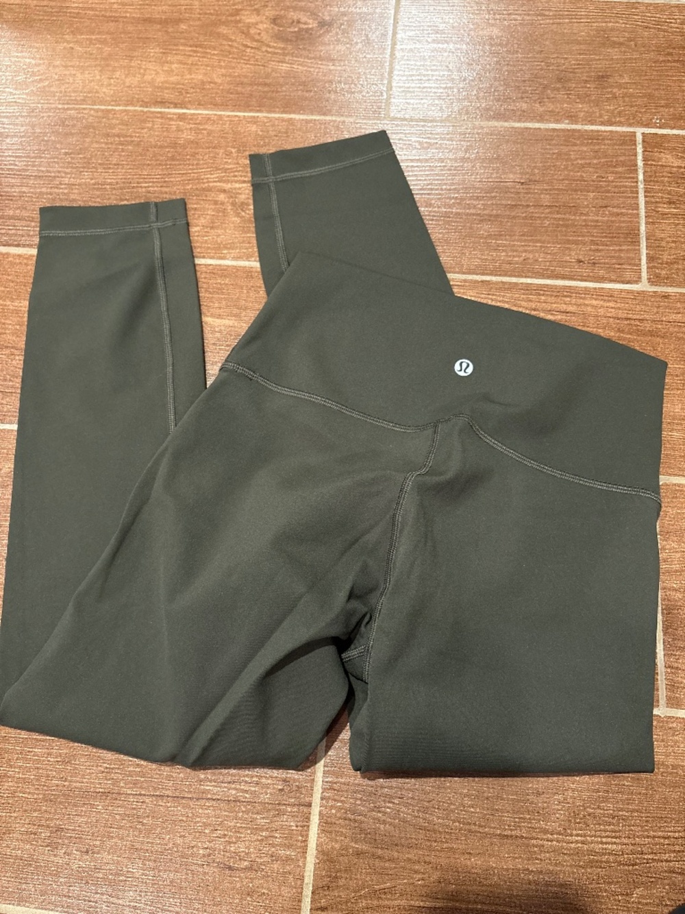 lululemon Wunder Under High-Rise Crop 23" *Full-On Luxtreme size 6 dark olive